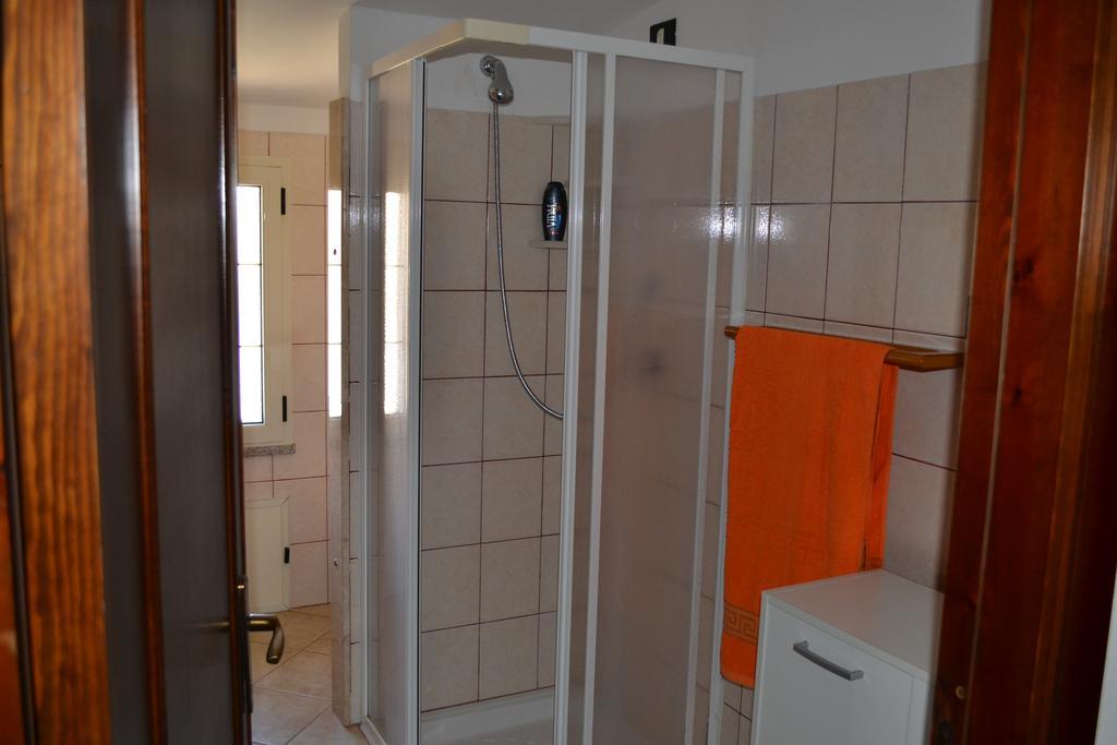 לוצוראי Marina'S Apartment Ogliastra חדר תמונה