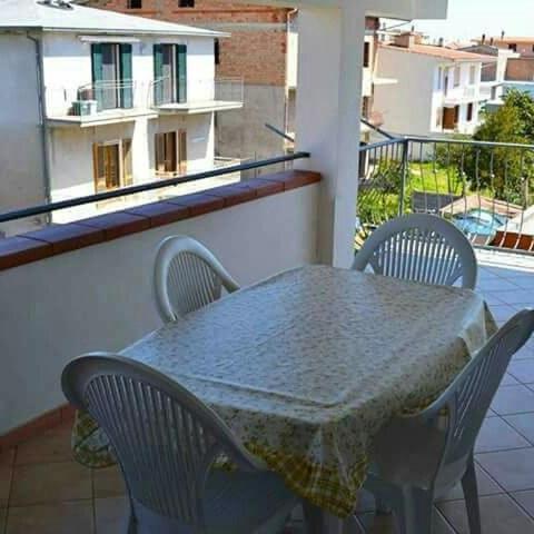 לוצוראי Marina'S Apartment Ogliastra מראה חיצוני תמונה